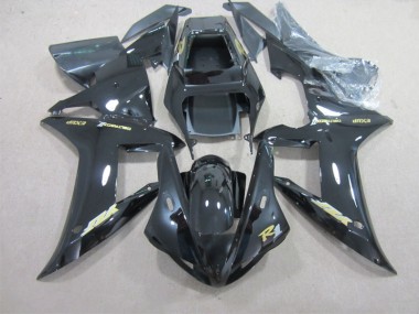 Carenado R1 2002-2003 - Negro con Oro Calcomanía